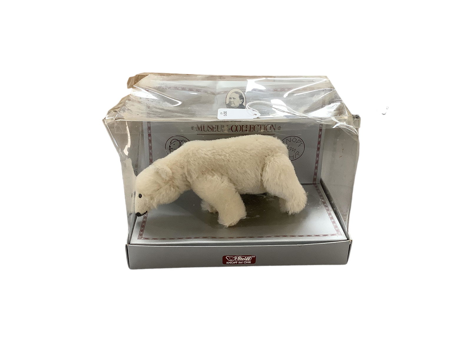 Steiff Replica 1909 Polar Bear (1 of 2)