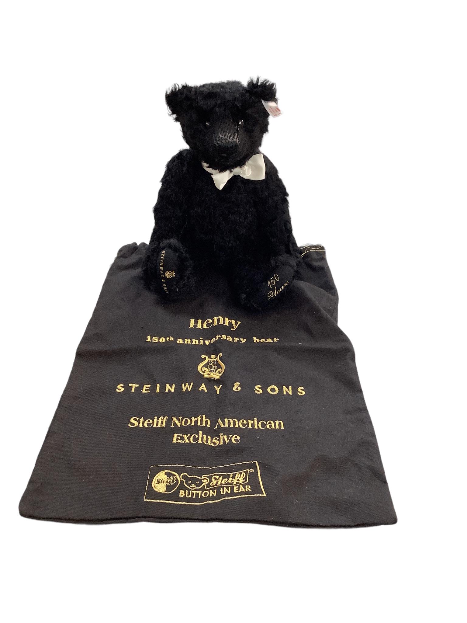 Steiff North American Exclusive ìHenry the Steinway Bearî (1 of 3)