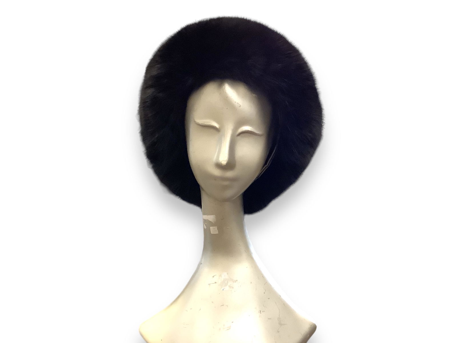 Black Fox Fur Hat (1 of 5)