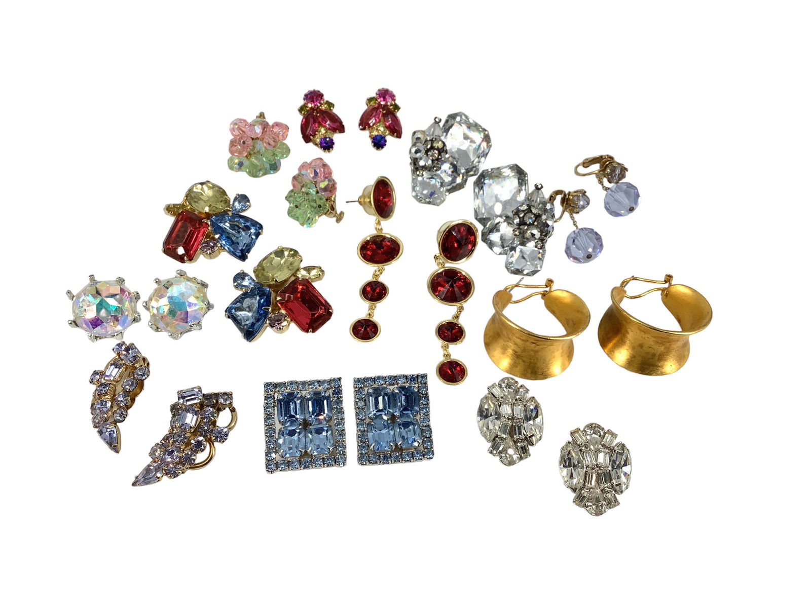 Vintage Costume Earrings in Pretty Colored Crystals (1 of 4)