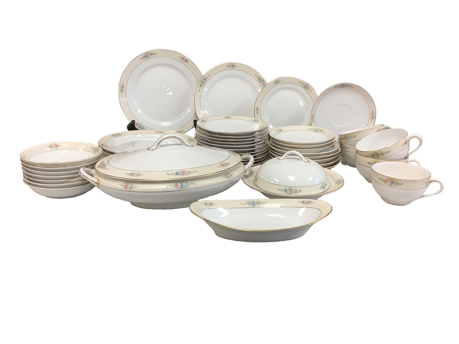 Noritake ìThe Sedanî (1 of 1)