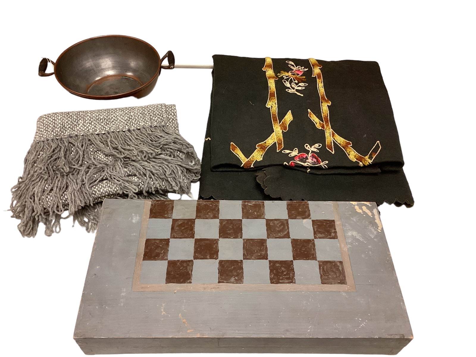 Interesting Lot with Chess Board, Copper Bowl, Wool Felt Lap Cover & a Wool Neck Scarf: Interesting Lot with Chess Board, Copper Bowl, Wool Felt Lap Cover & a Wool Neck Scarf The grey & white wool neck scarf measures 21î W x 30 1/2î L. The bowl has 2 wooden handles and is marke