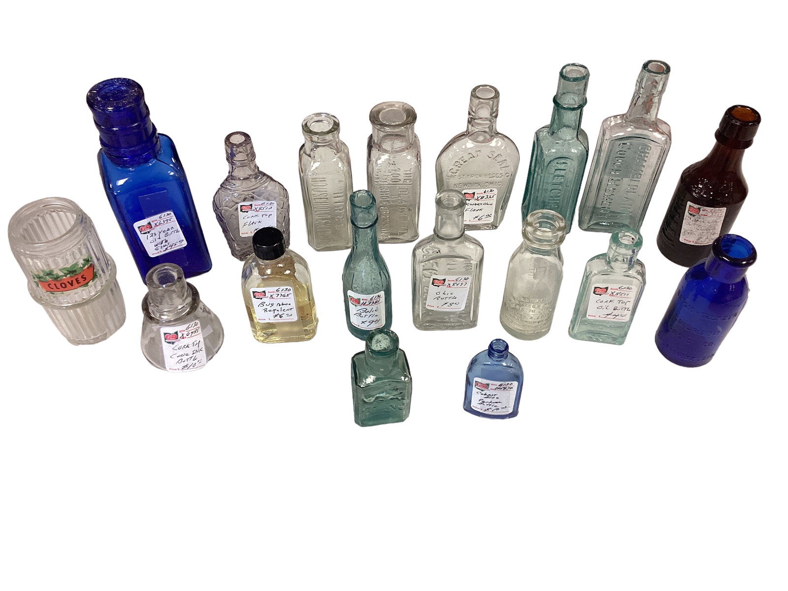 Collection of Small Antique & Vintage Bottles (1 of 4)