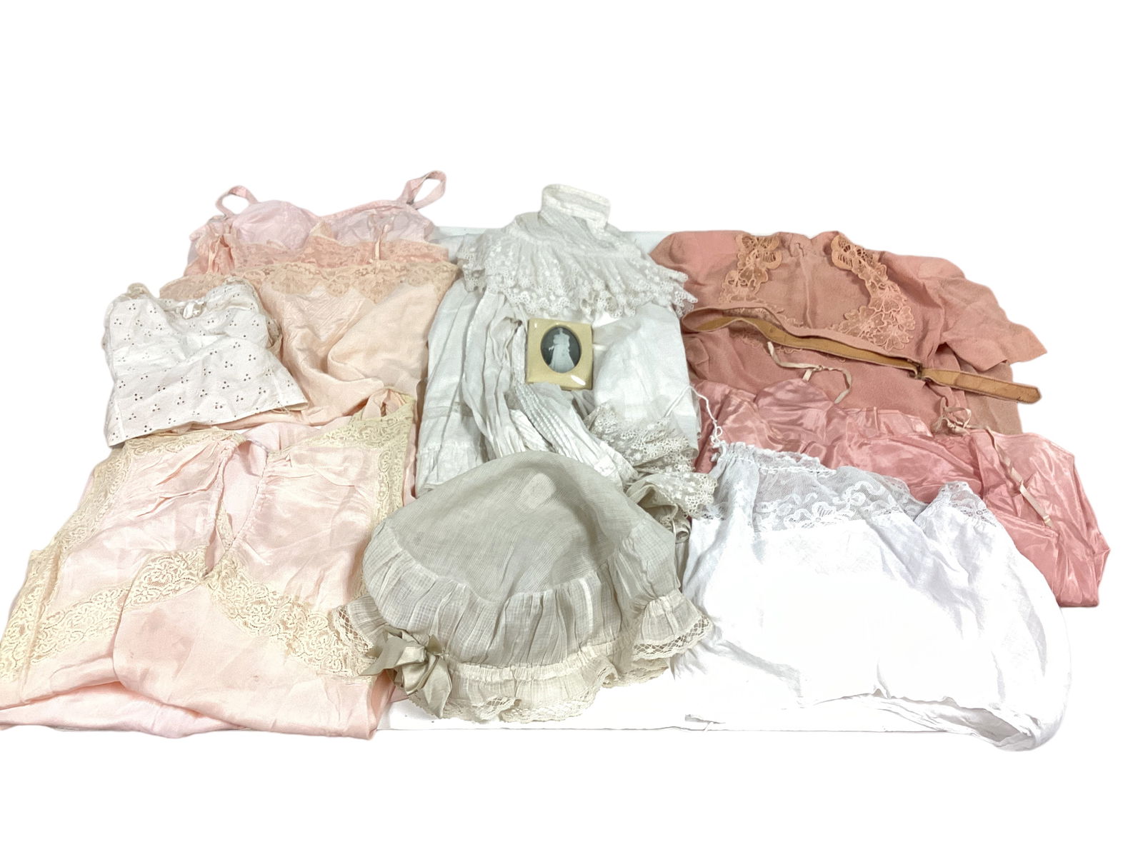 Assorted Vintage Clothing (1 of 5)