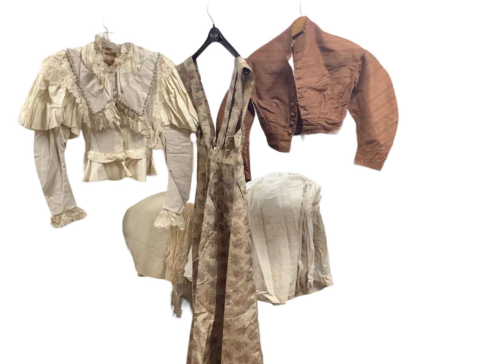 Lot of Vintage Womenís Clothing (1 of 1)