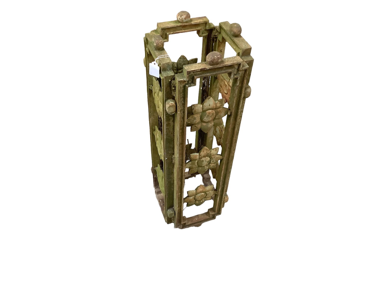 Decorative Iron Garden Piece (1 of 1)