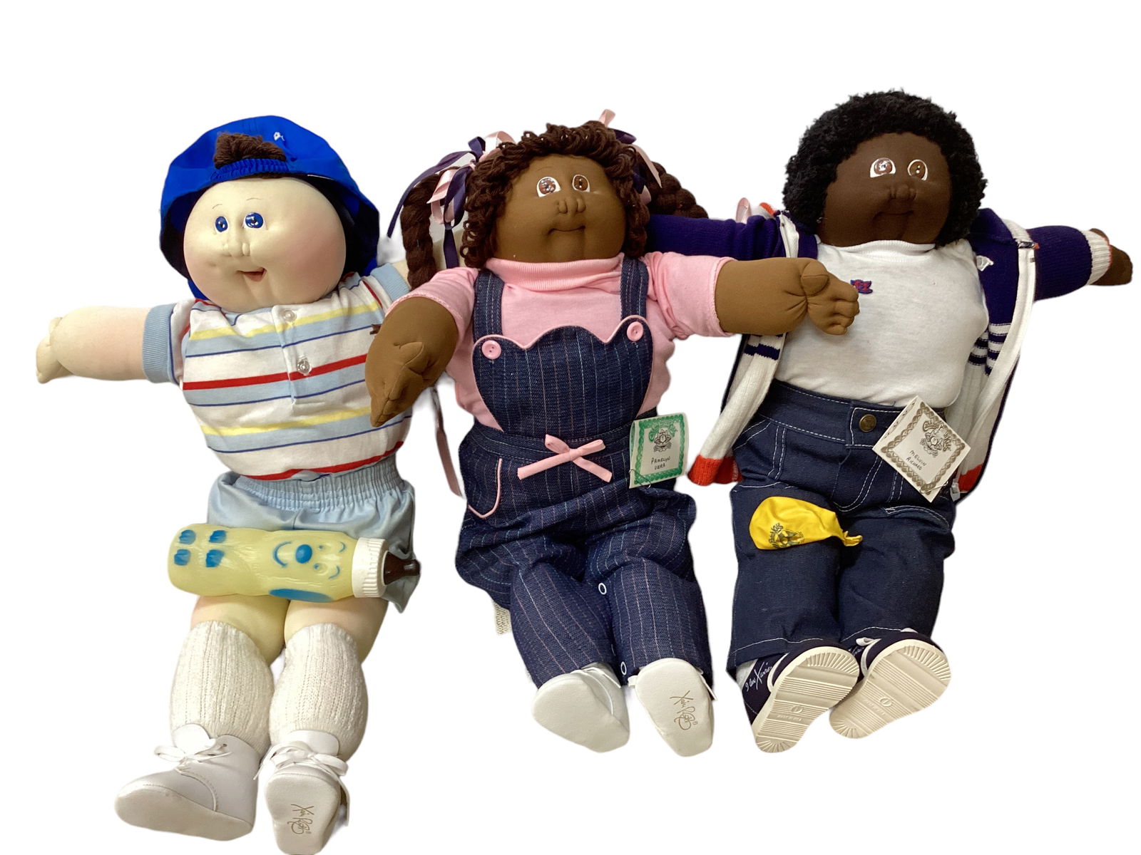 Xavier Roberts Original 1985 Cabbage Patch Kids: Xavier Roberts Original 1985 Cabbage Patch Kids (3) Original soft sculpture dolls, screened signatures. Complete paperwork. Pamelyn Vera KPK 3023/35000, Melvin Richard KPJ 20754/50000 and Myles Presto