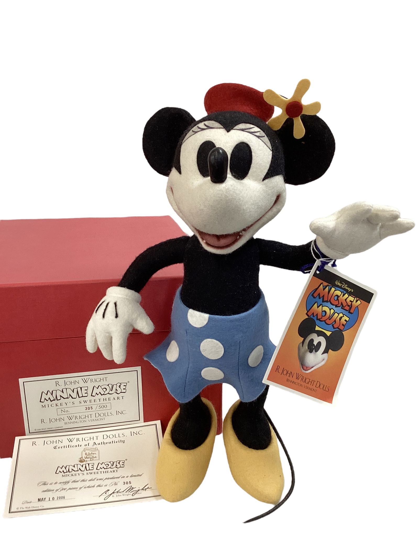 R. John Wright Dolls, 12" "Minnie Mouse Mickey's Sweetheart" she comes from the Walt Disney World (1 of 4)