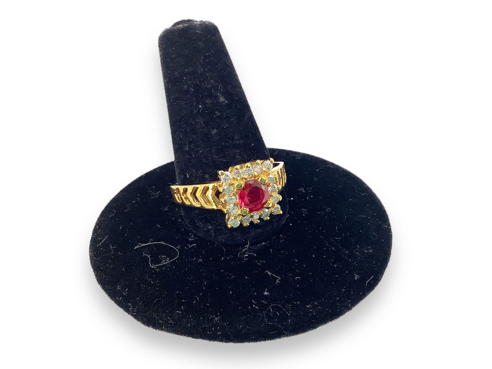 14kt Gold Ruby and Diamonds Dinner Ring (1 of 9)