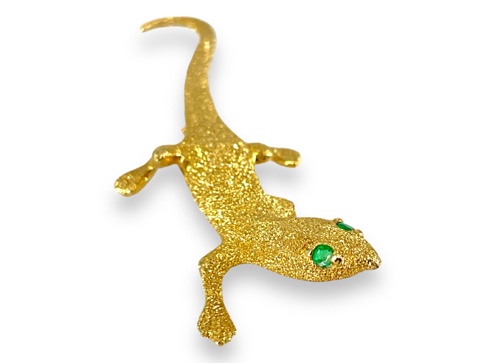 Cute Little Lizard Pin (1 of 4)