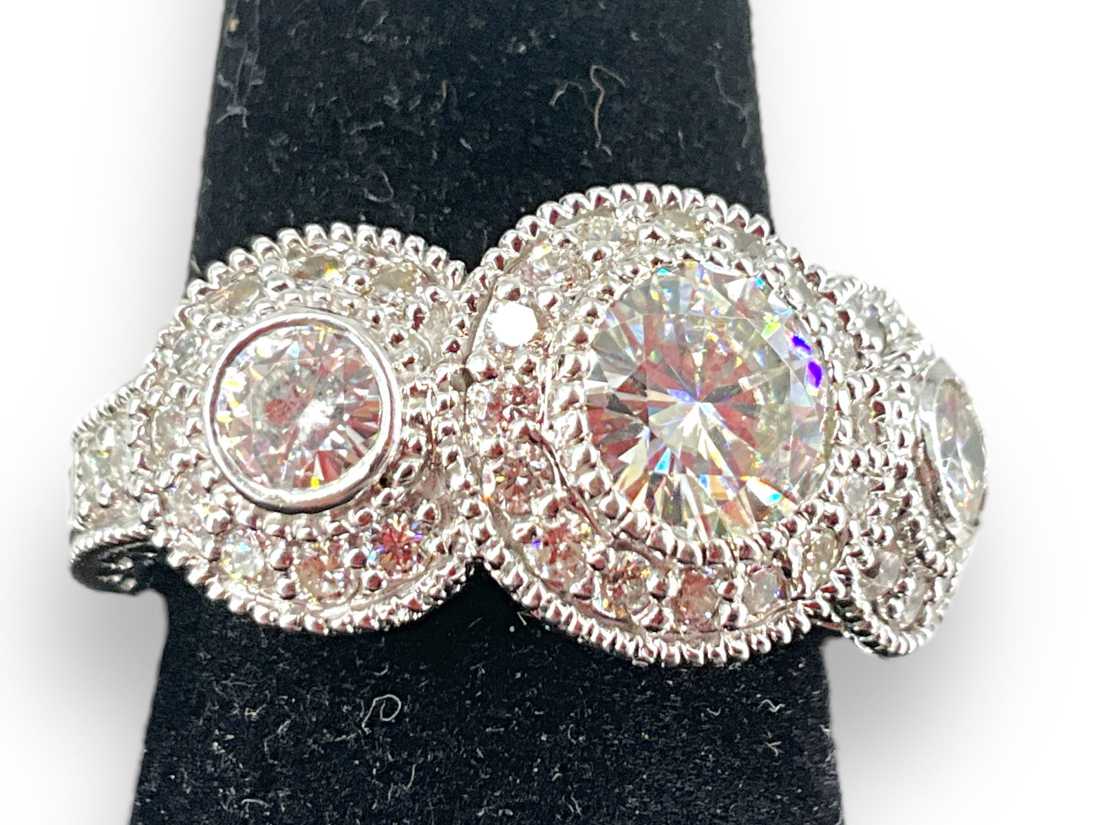 Stunning Triple Diamond Ring 14kt White Gold (1 of 9)