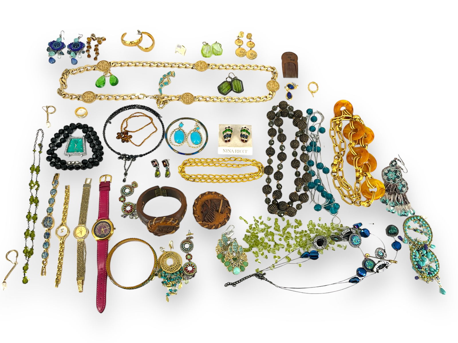 Lovely Lot Of Costume Accessories (1 of 11)