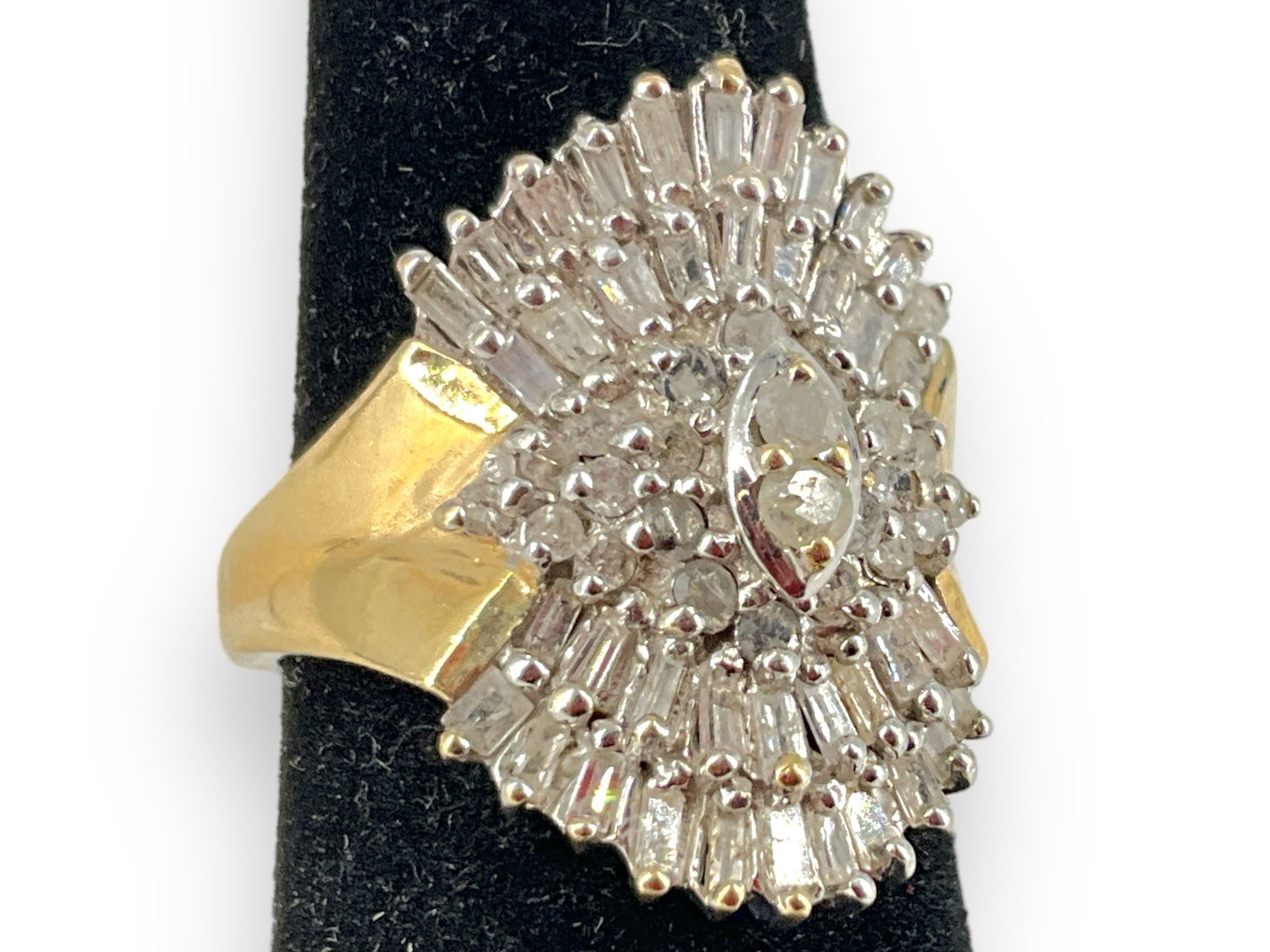 10k Gold Diamond Cluster Ring (1 of 4)