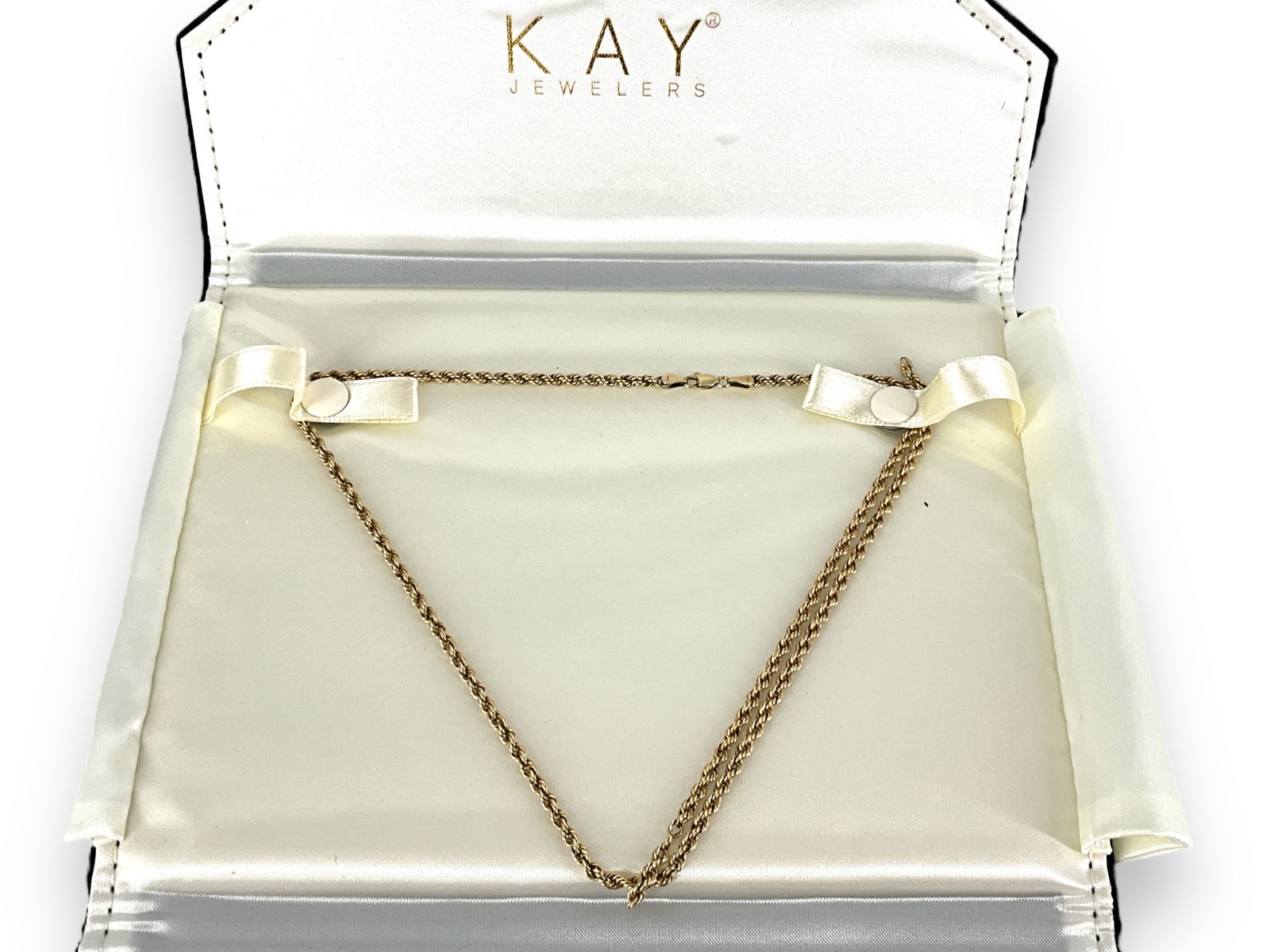 14kt Yellow Gold Necklace - Broken - in Kay Jeweler's Pouch: 14kt Yellow Gold Necklace - Broken - in Kay Jeweler's Pouch Stamped and tested 14kt gold, 5.5 grams total weight, 3mm spiral chain.