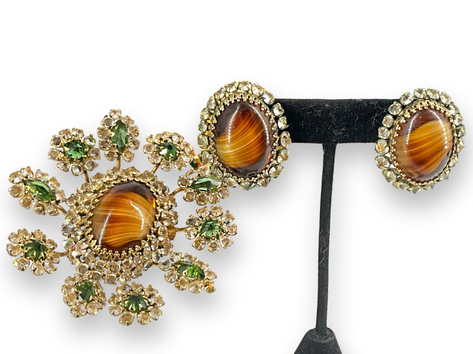 Demi-Parure Set By Schreiner (1 of 6)