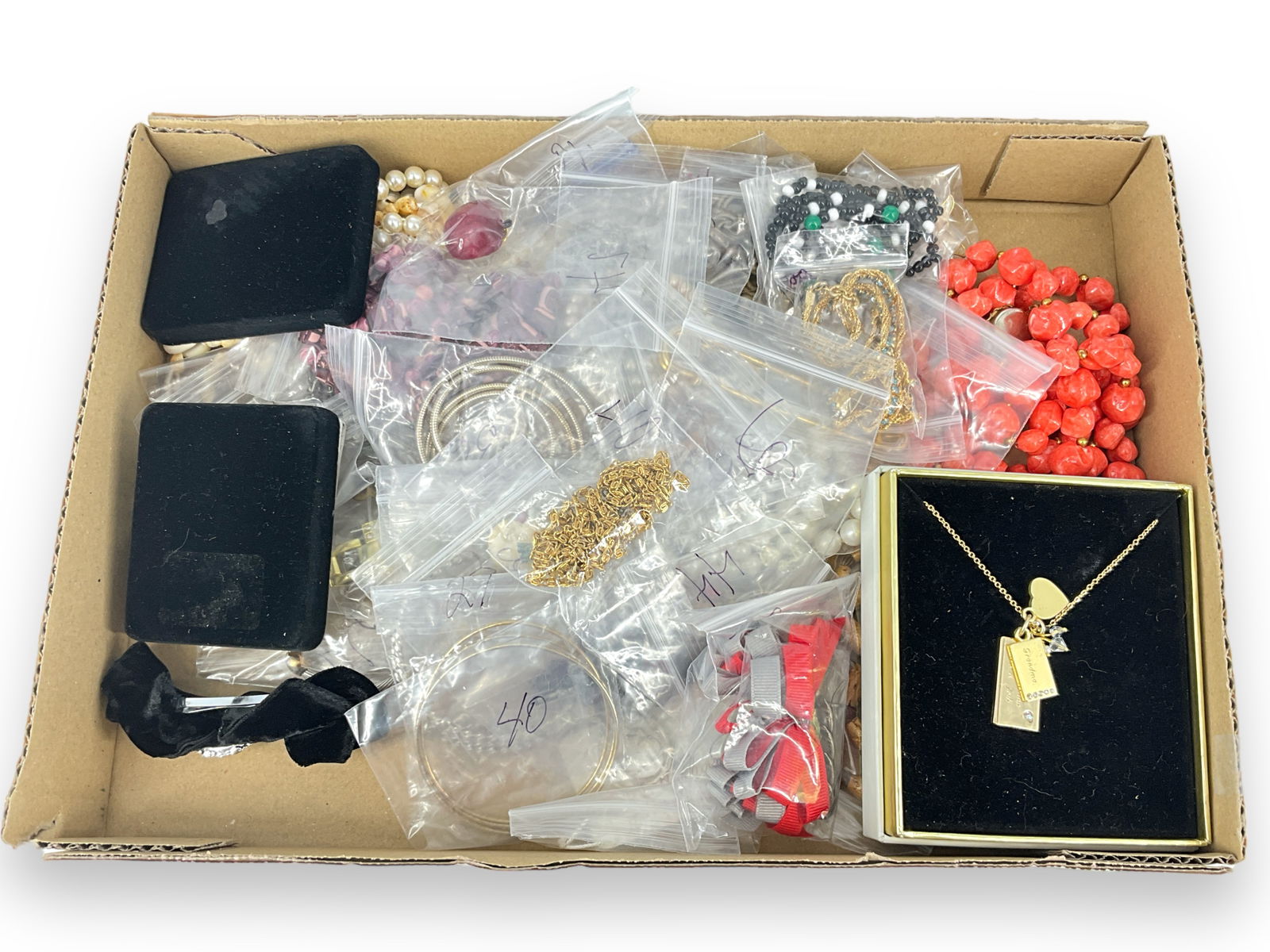 Box Lot Of Jewelry & Accessories (1 of 9)