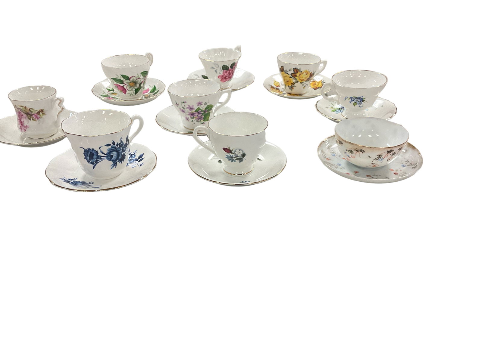 Cups and Sauces: Cups and Sauces Lot of 9 sets. (8) regular size and (1) small used