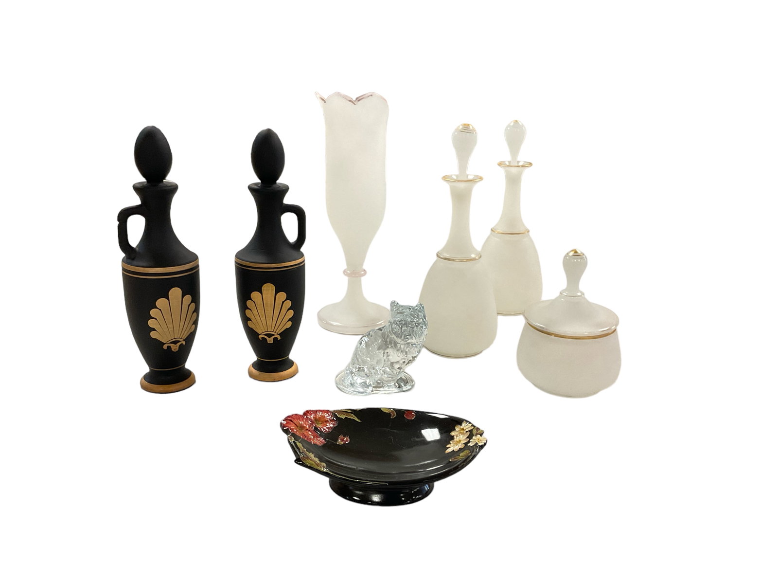 Variety of Glassware Including Cat: Variety of Glassware Including Cat Variety of (4) pieces of white glassware. (3) pieces of black. (1) clear Viking Glass cat.