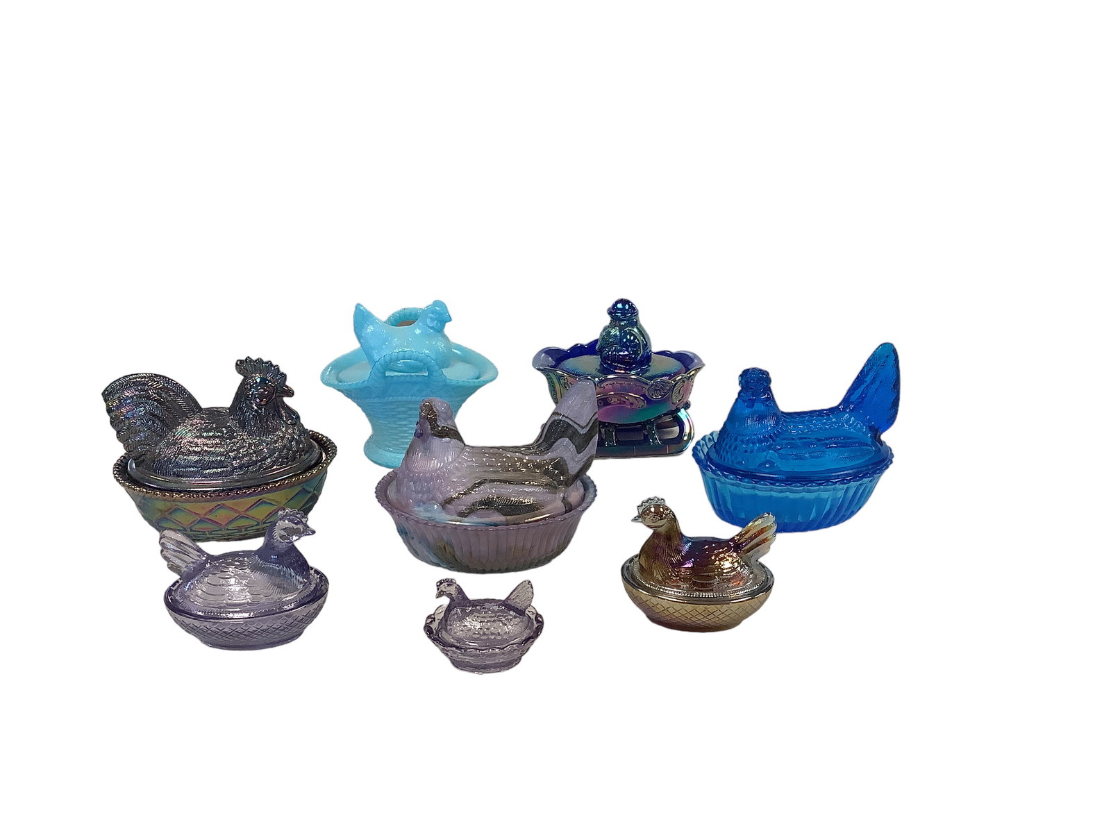 Art Glass Hens on Nests and Santa on a Sleigh by Boyd & Westmoreland: Art Glass Hens on Nests and Santa on a Sleigh by Boyd & Westmoreland Lot of 8 including 7 hens and 1 Santa. Range in length from 2.5î - 6î.