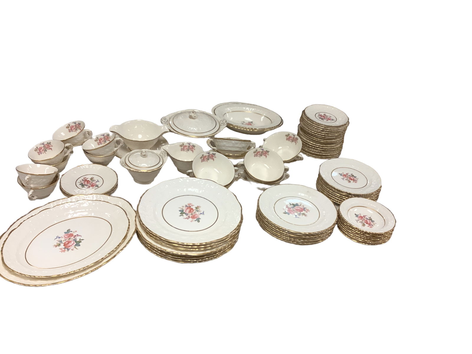 Pope Gosser Rose Point Dinnerware: Pope Gosser Rose Point Dinnerware (2) Oval platters 13î & 11î; (2) oval serving bowls 10.5 & 9.5î; gravy boat, cream & sugar and other pieces as pictured. Total of (79) pieces.