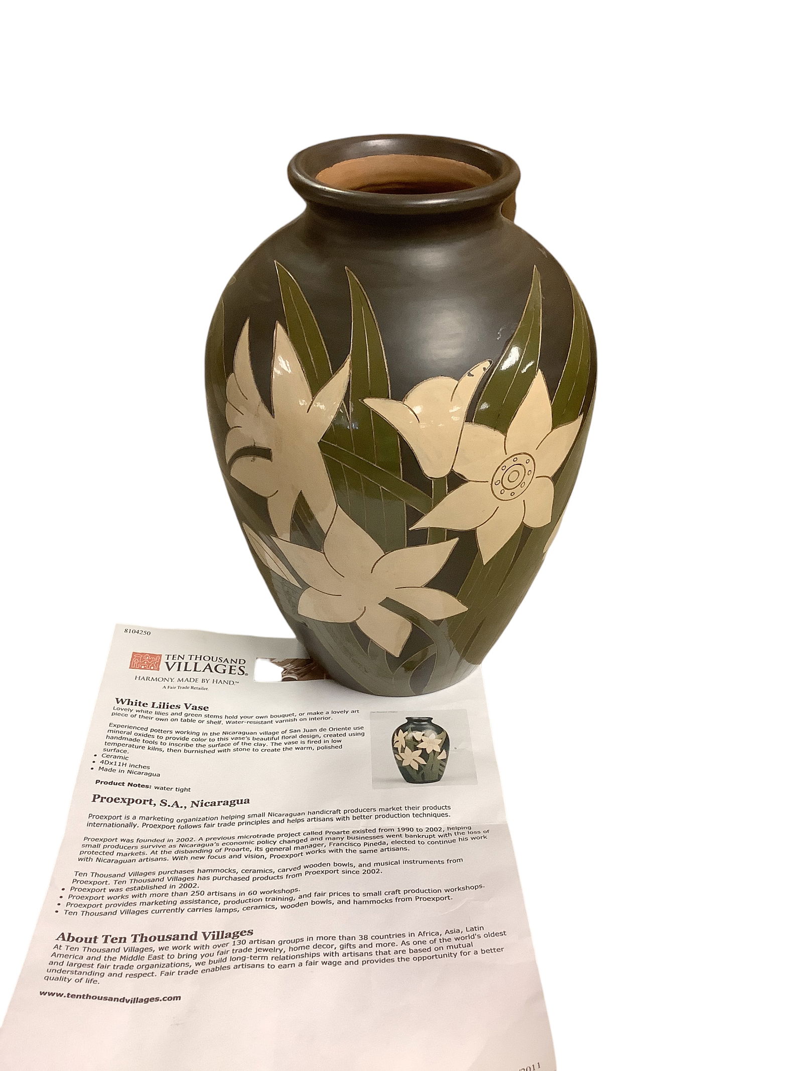 Ten Thousand Villages White Lilies Vase (1 of 4)