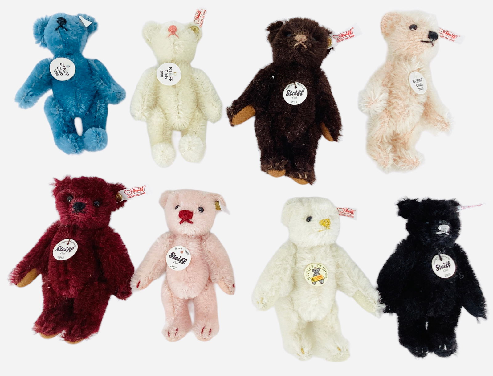 Tagged Steiff Club Gift Bears (1 of 2)
