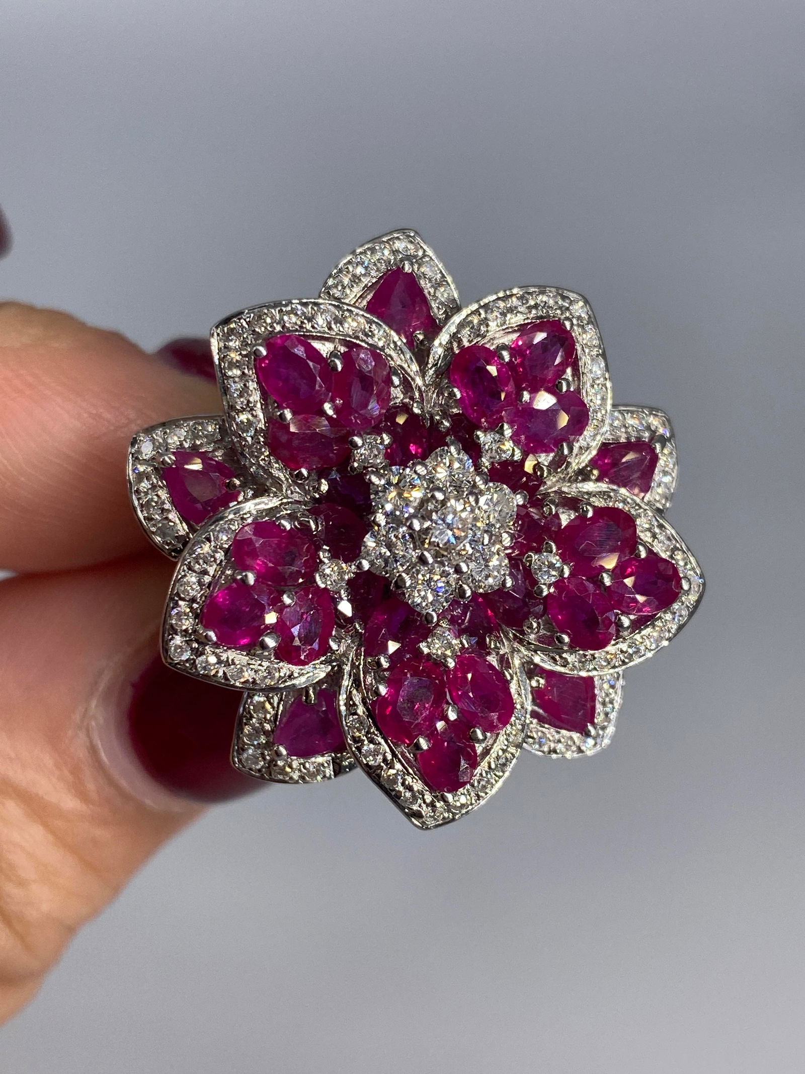 Delightful 18kt White Gold Diamond & Ruby Cocktail Ring (1 of 8)
