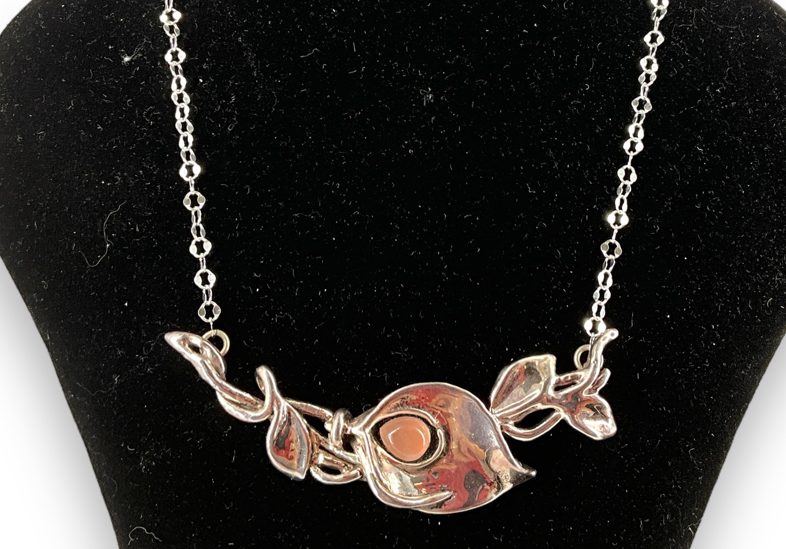 Sterling Silver Necklace with Foliate Pendant: Sterling Silver Necklace with Foliate Pendant Made in Israel, stamped/tested 925/sterling silver, 0.48 troy ounces total weight, 18" princess length (including pendant), pendant features a polished me