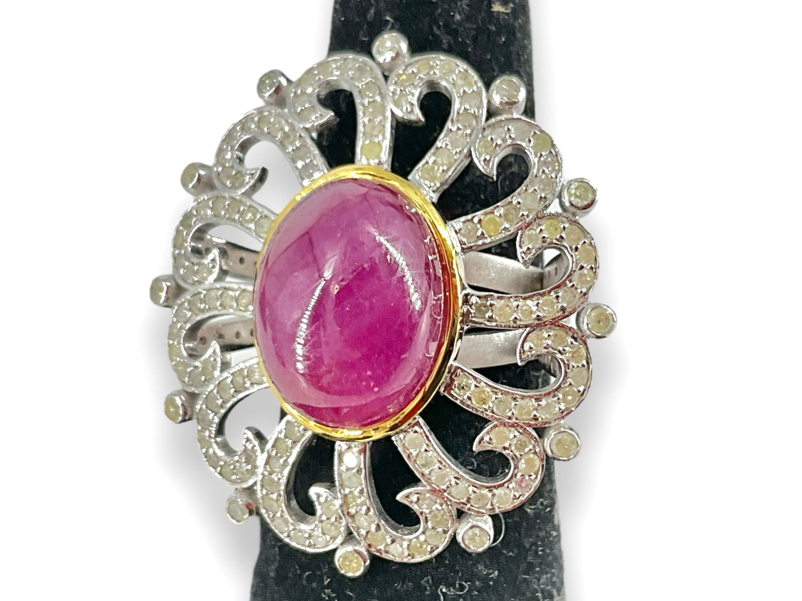 Large Ruby Cabochon and Diamond Ring (1 of 6)