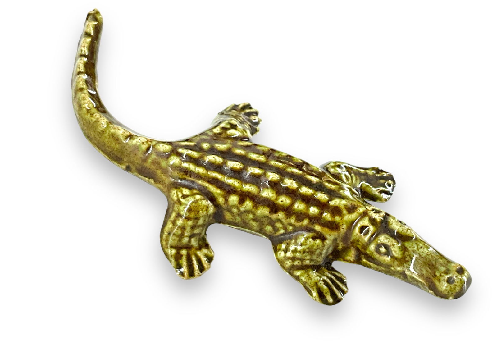 Desirable Alligator Pin: Desirable Alligator Pin If you like alligators, you are all set! 72.25mm in length, no cracks/chips/damages at time of listing. Unsigned. Earthenware composition with glaze. Match with your Lacoste ac