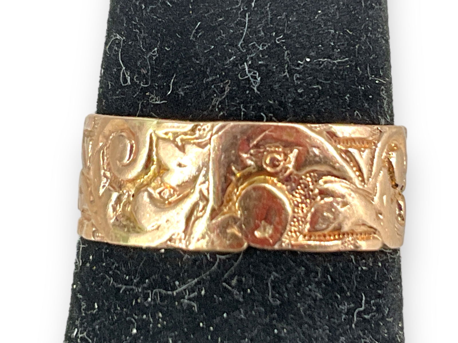 Antique 9kt Gold Ring (1 of 4)