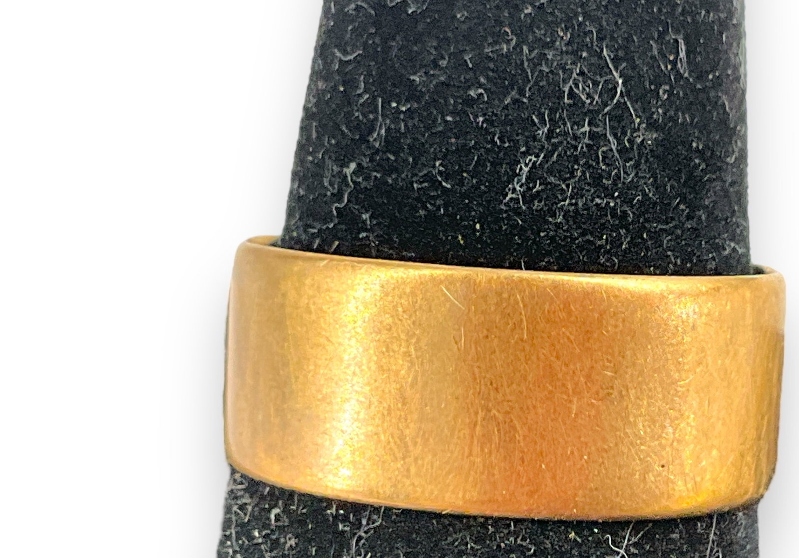14k Wide Gold Band: 14k Wide Gold Band Vintage wide stamped and tested 14k band is 9mm wide and a size 11.5, weighs 5.38 grams and is monogrammed ë04.