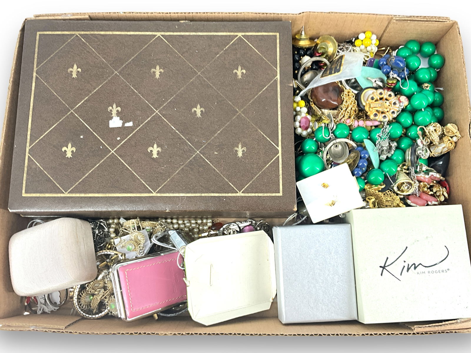 Assortment of Fashion and Costume Jewelry + Accessories (1 of 10)