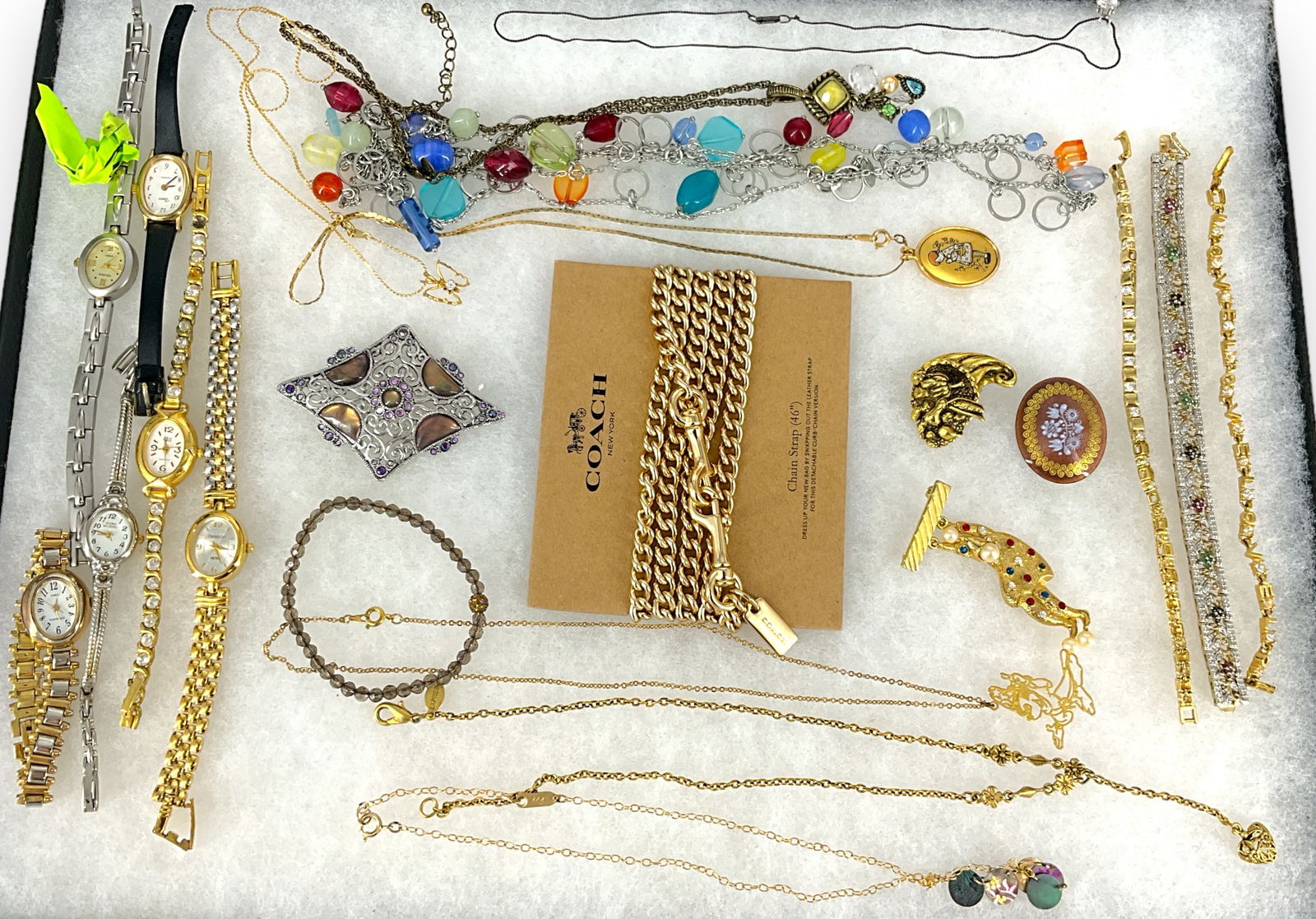 Ladies Fashion Watches, Unused ìCoachî Chain Strap, Line Bracelets and ìLia (1 of 11)