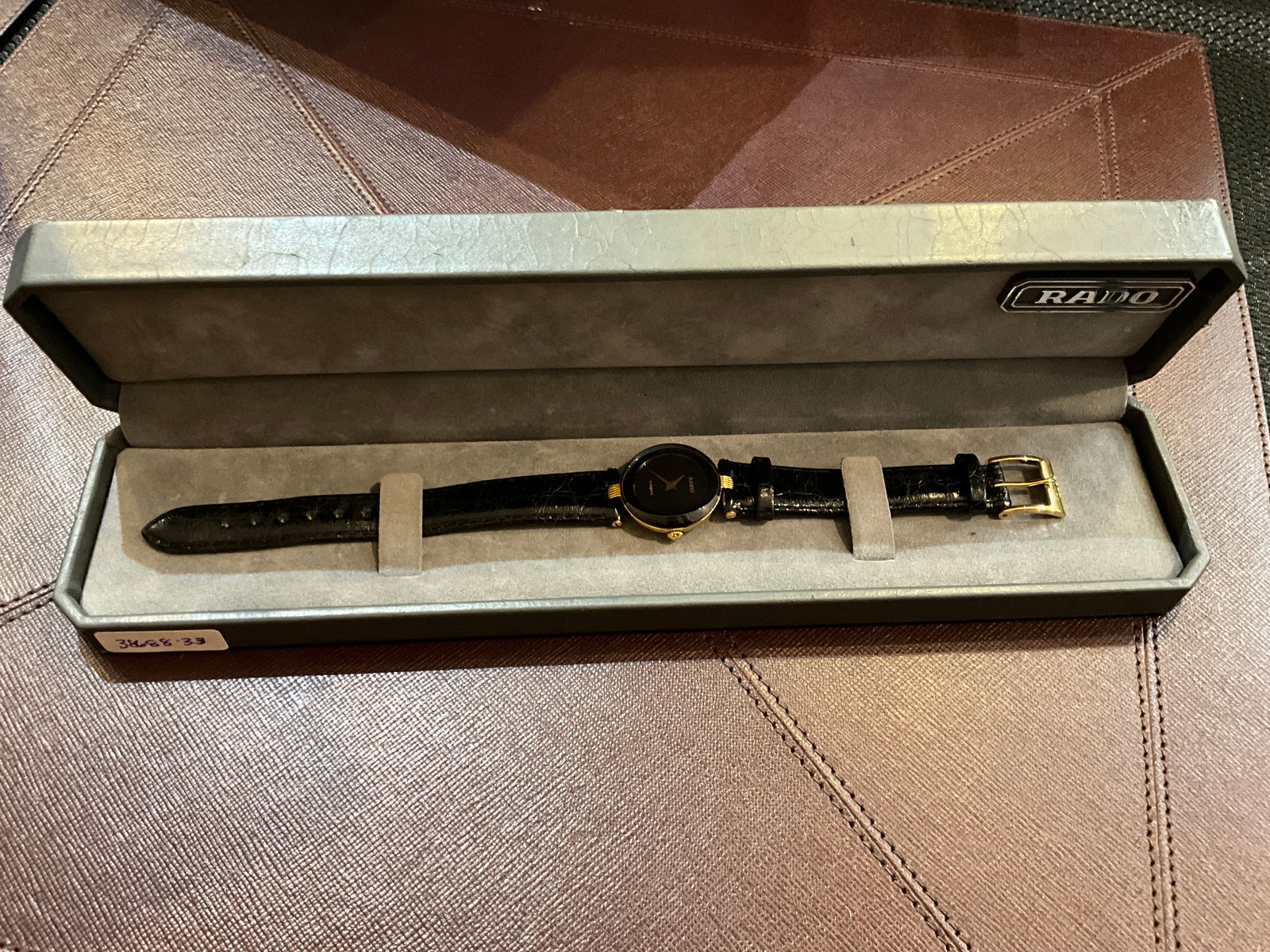 ìRadoî Ladies Watch: ìRadoî Ladies Watch Watch dial is marked ìRado Florenceî and has a ìRadoî stamped black band and buckle, watch states it has a sapphire crystal, is water-sealed and numbe