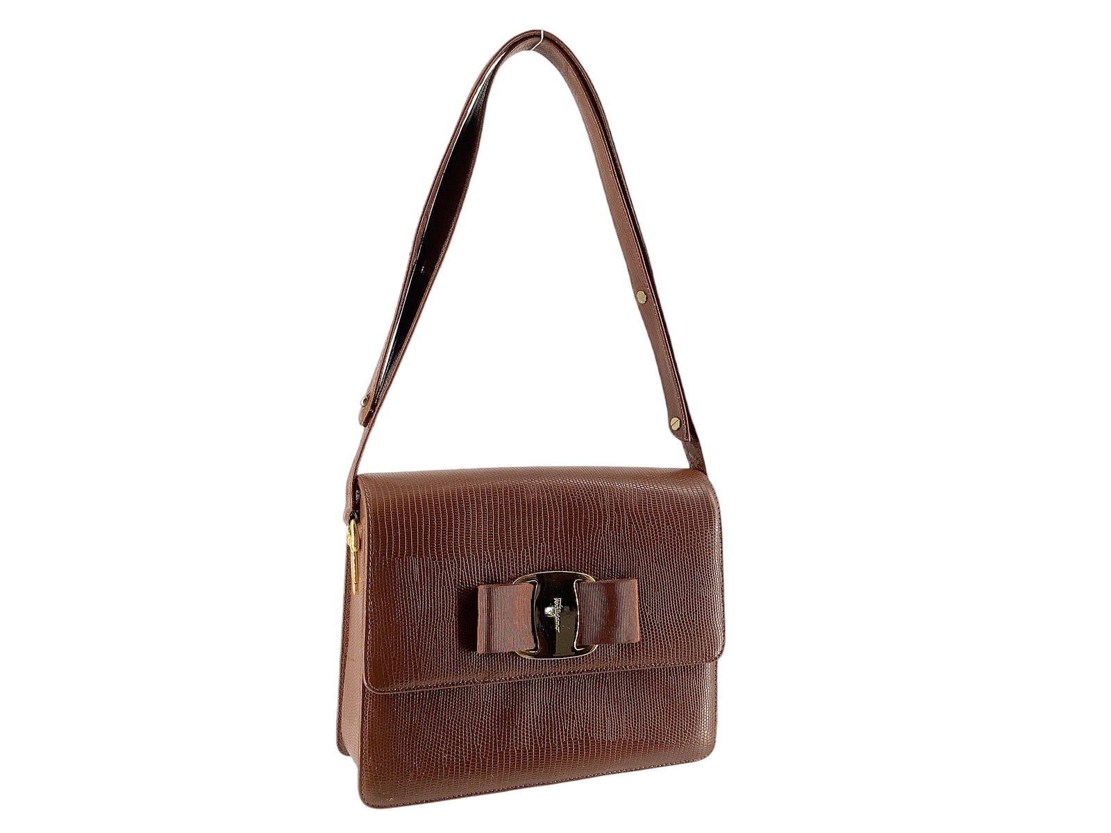 Ferragamo Handbag: Ferragamo Handbag Timeless style and class are what comes to mind when I see this piece. Likely pre 1980ís piece, no serial number and or date code found - bid with discretion. Measuring approx. 