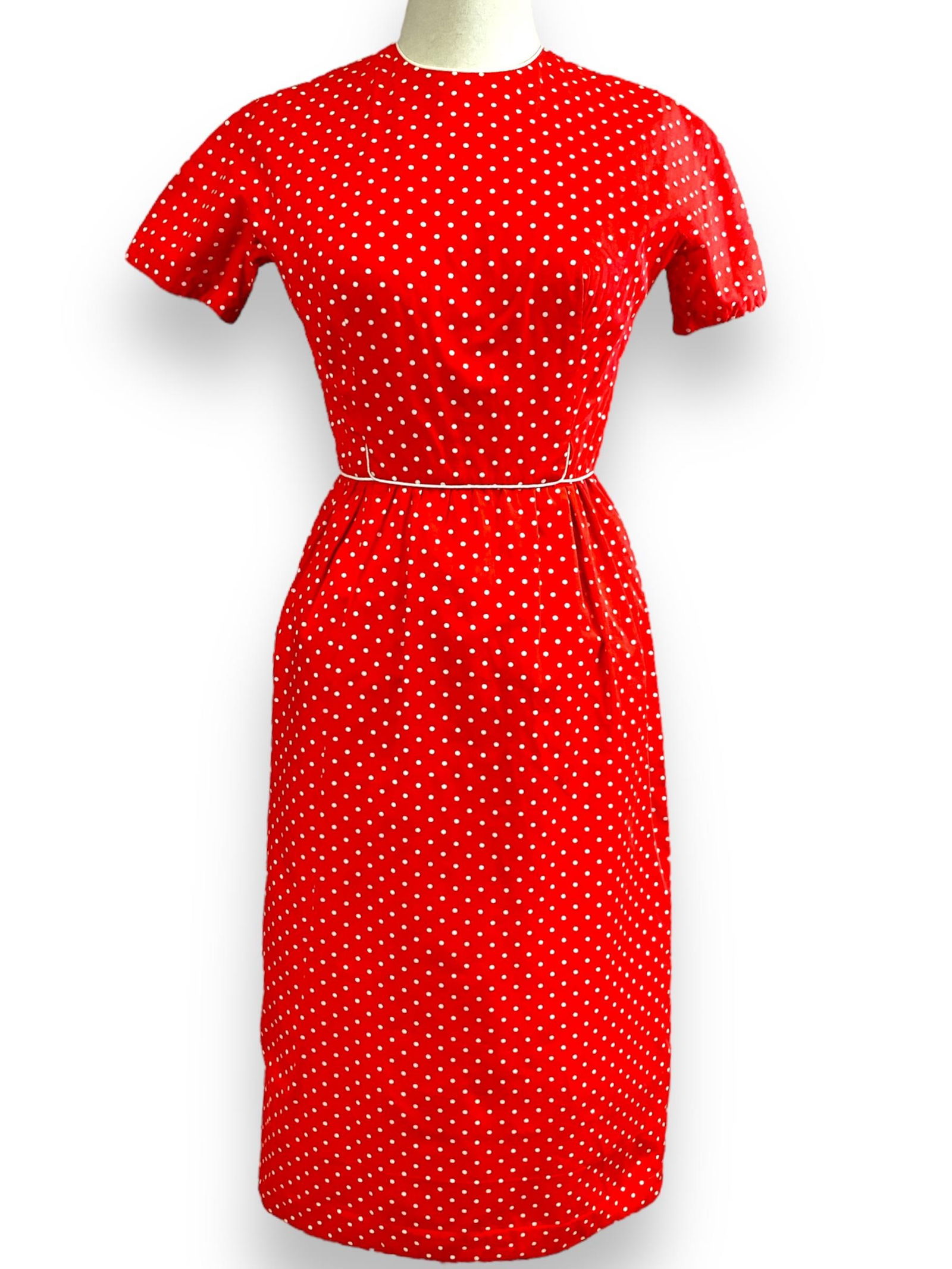 Bright Vintage Polka-Dot Dress (1 of 7)