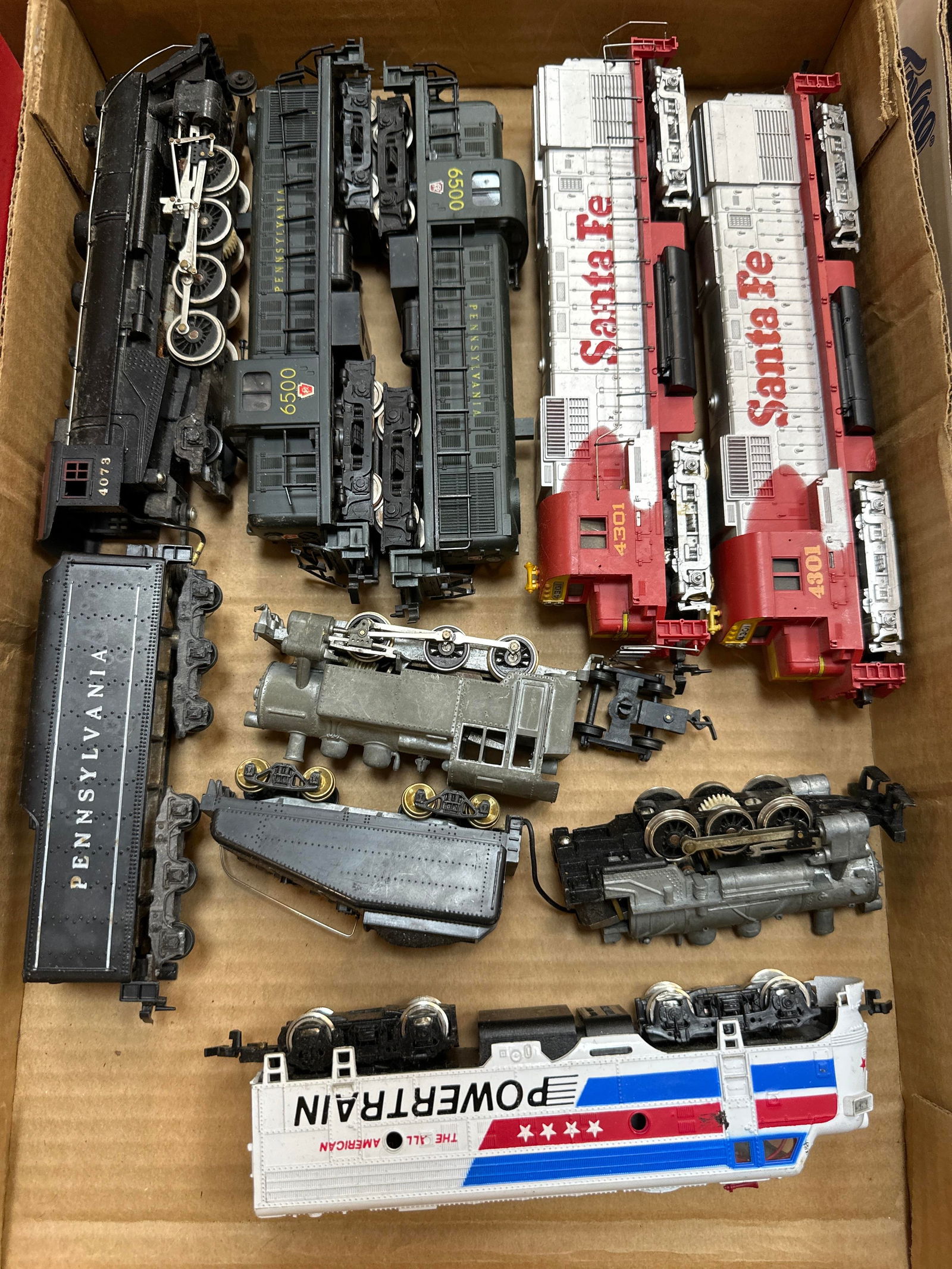 Lot of (8) ëHOí Steam & Diesel Engines (1 of 1)