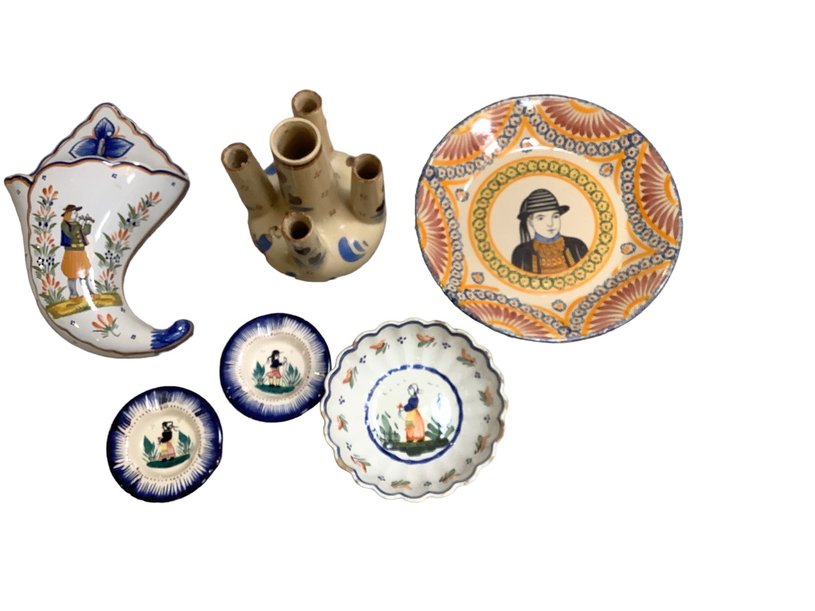 Quimper Pottery Lot of (6) (1 of 4)