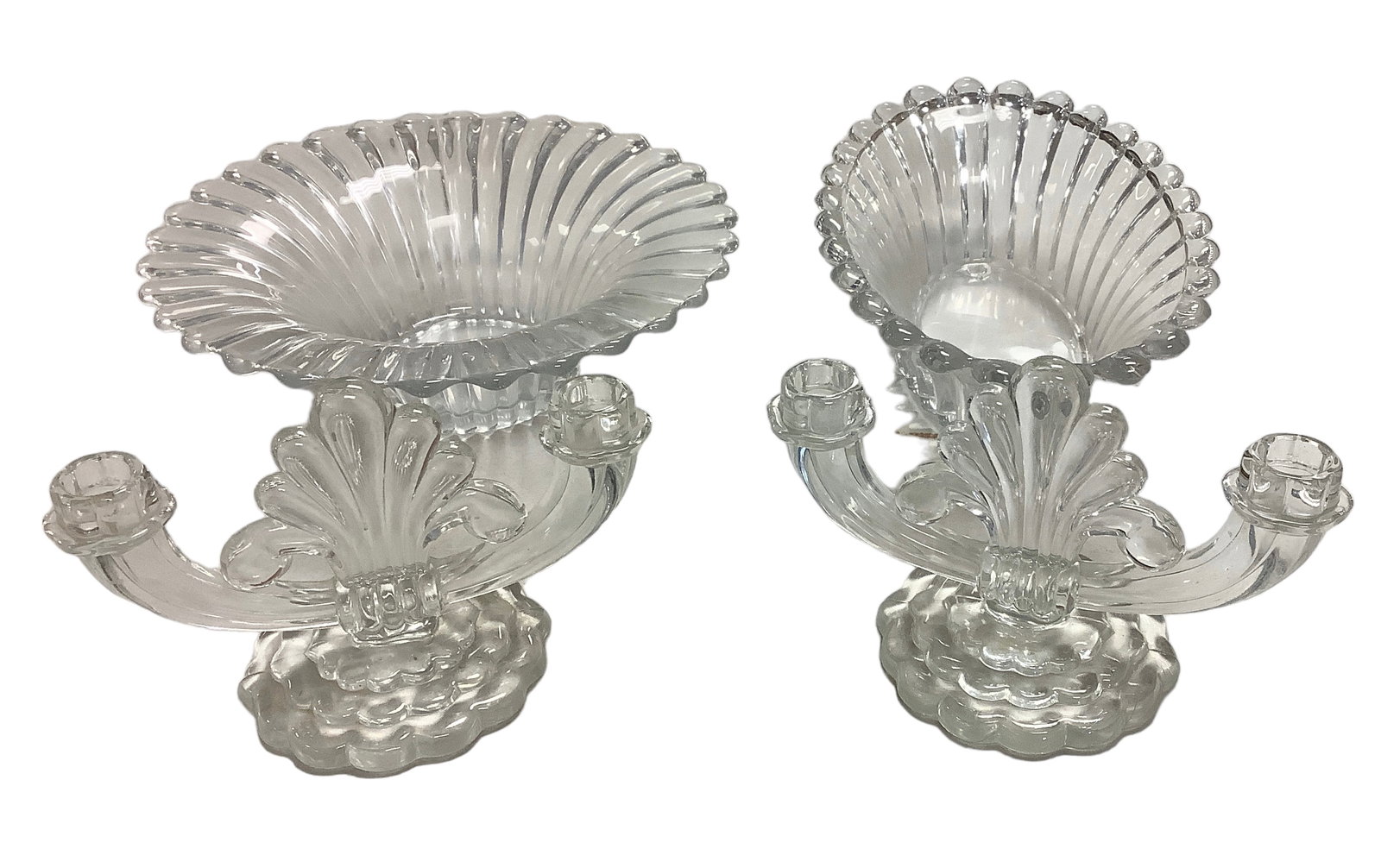 Heisey glassware: Heisey glassware Heisey crystalite grouping of 4 pieces. A 12.5î round floral bowl H. A 13î oval footed floral bowl H. A pair of 2-light candlesticks no H.
