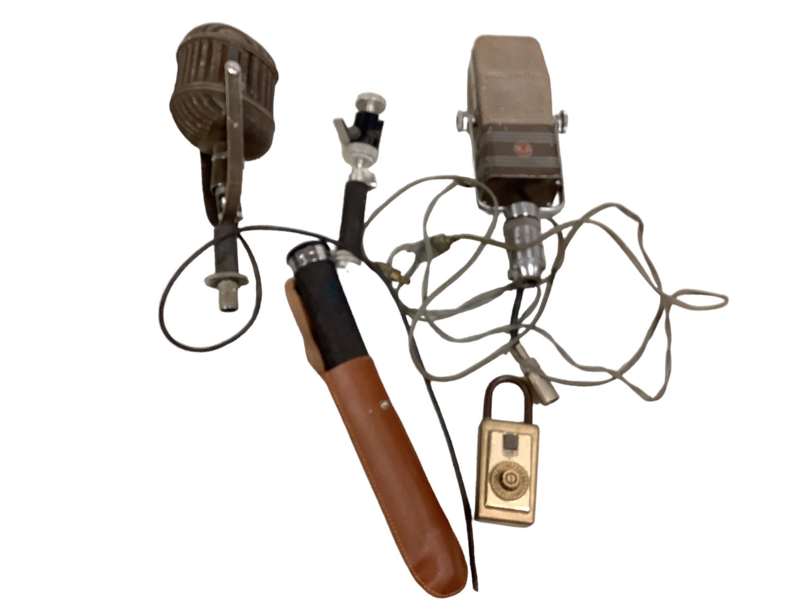 Vintage Microphones and More (1 of 6)