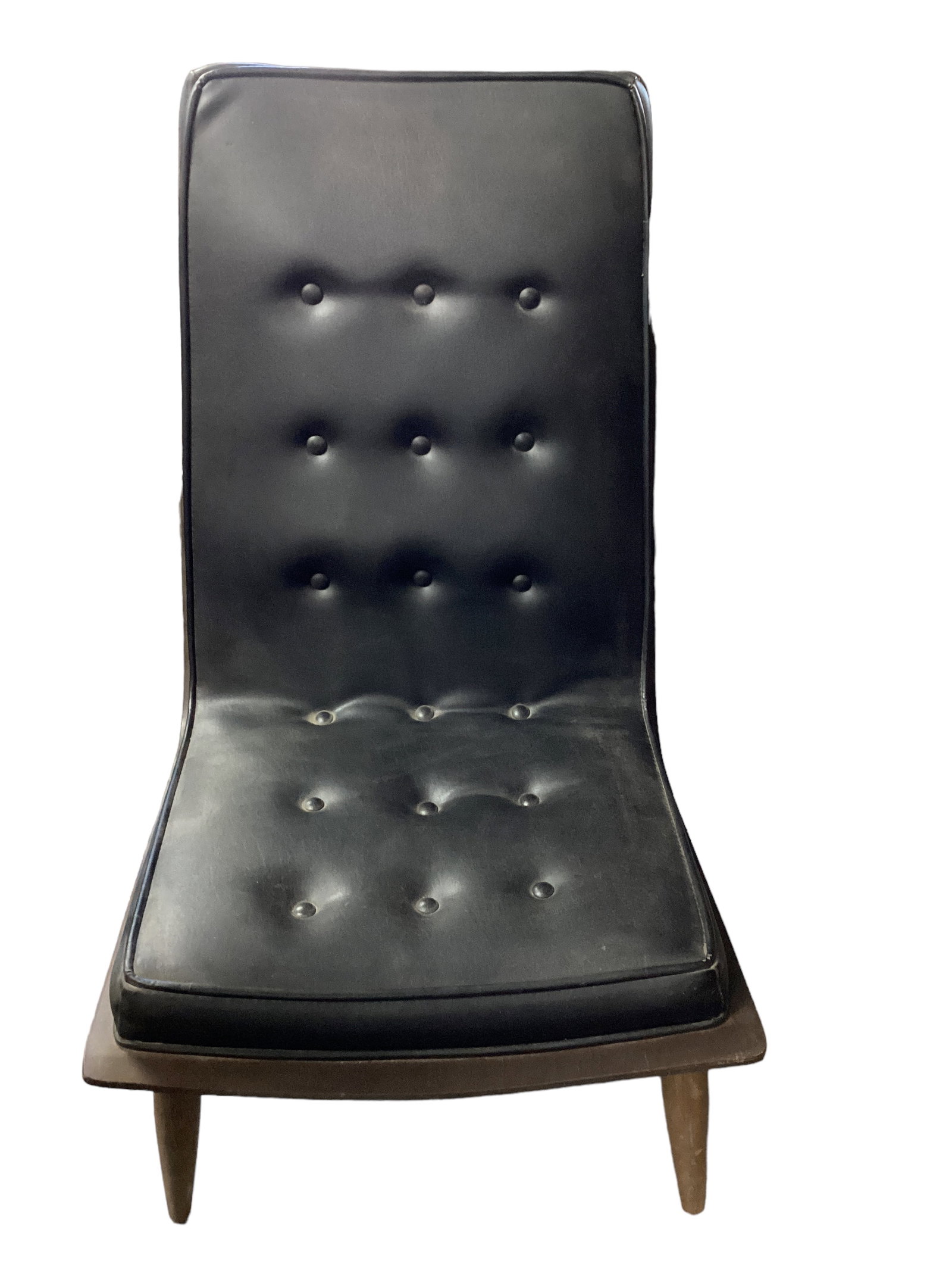 Mid Century Modern Black Vinyl and Wood Chair: Mid Century Modern Black Vinyl and Wood Chair It measures 37 1/2î H in the back. The seat is 14î H. There are no holes or tears in the vinyl.