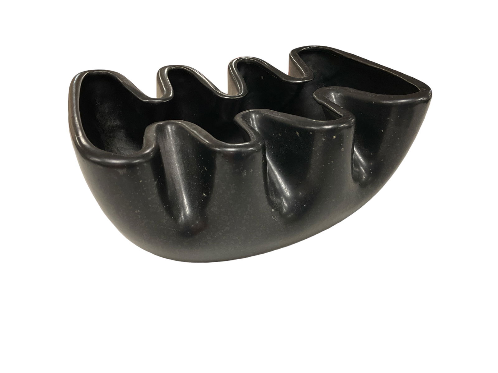 Raymor Modern Artware Pinched Bowl by Roseville Pottery: Black Mid Century Modern 29-11. 11”x 8.5” x 5” There are no chips or cracks.