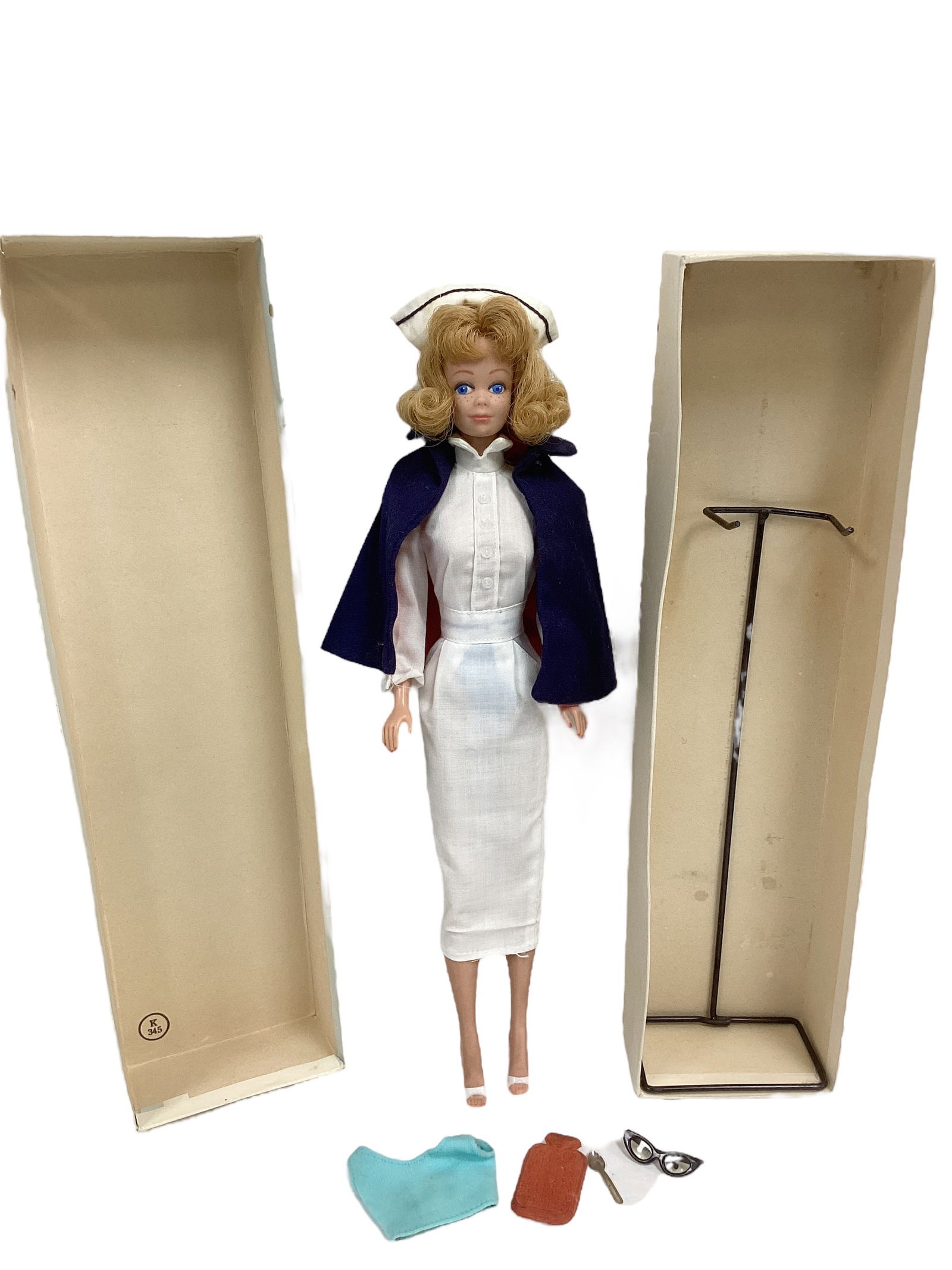 Very Nice Midge Doll w/ Box (1 of 3)