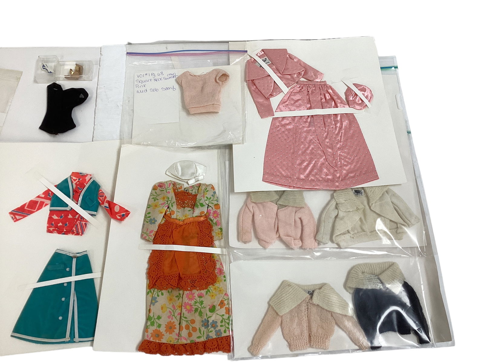 Barbie & Francie Outfits, Some Complete (1 of 5)