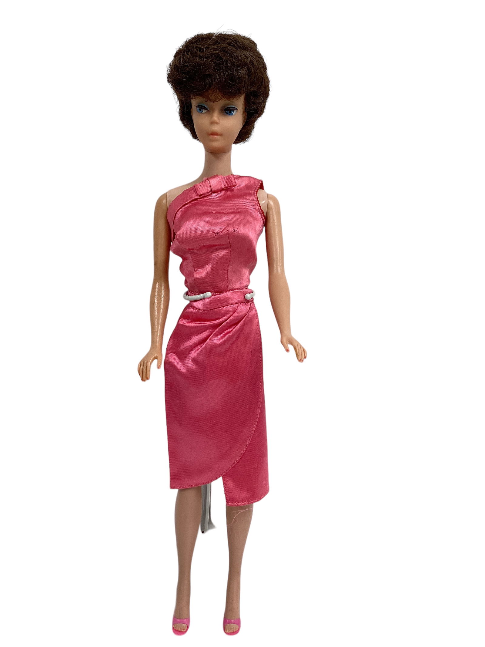 Brunette Bubblecut Barbie Doll (1 of 3)