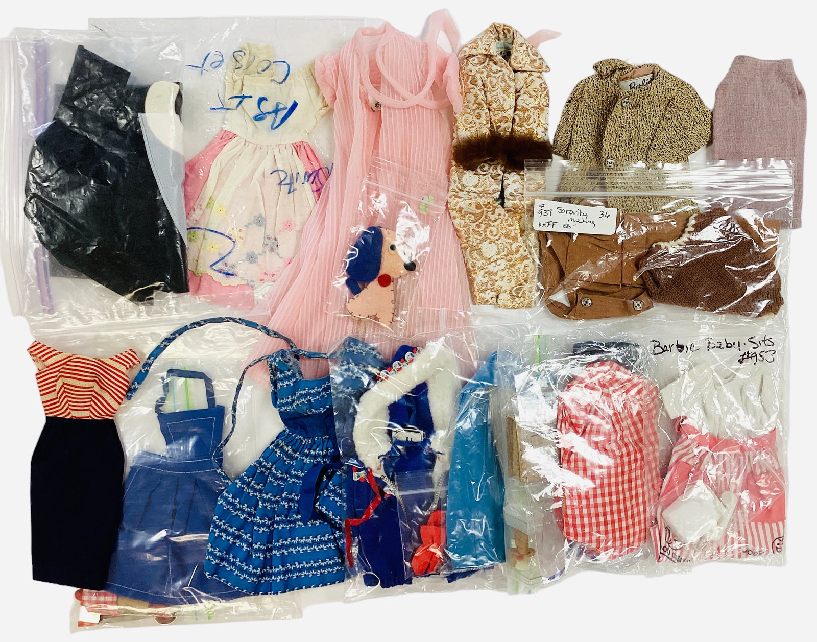 Barbie Clothes (1 of 1)