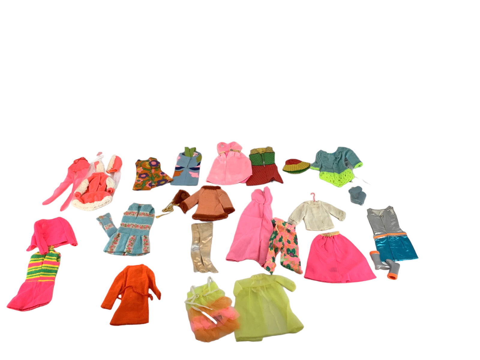 Mod Barbie Clothes (1 of 3)
