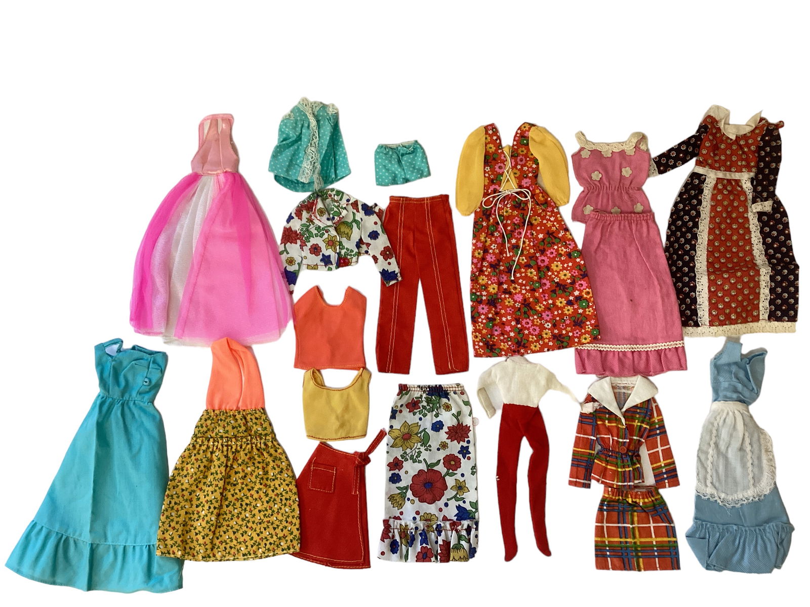 Mix of Barbie Clothes, Some Mod (1 of 6)