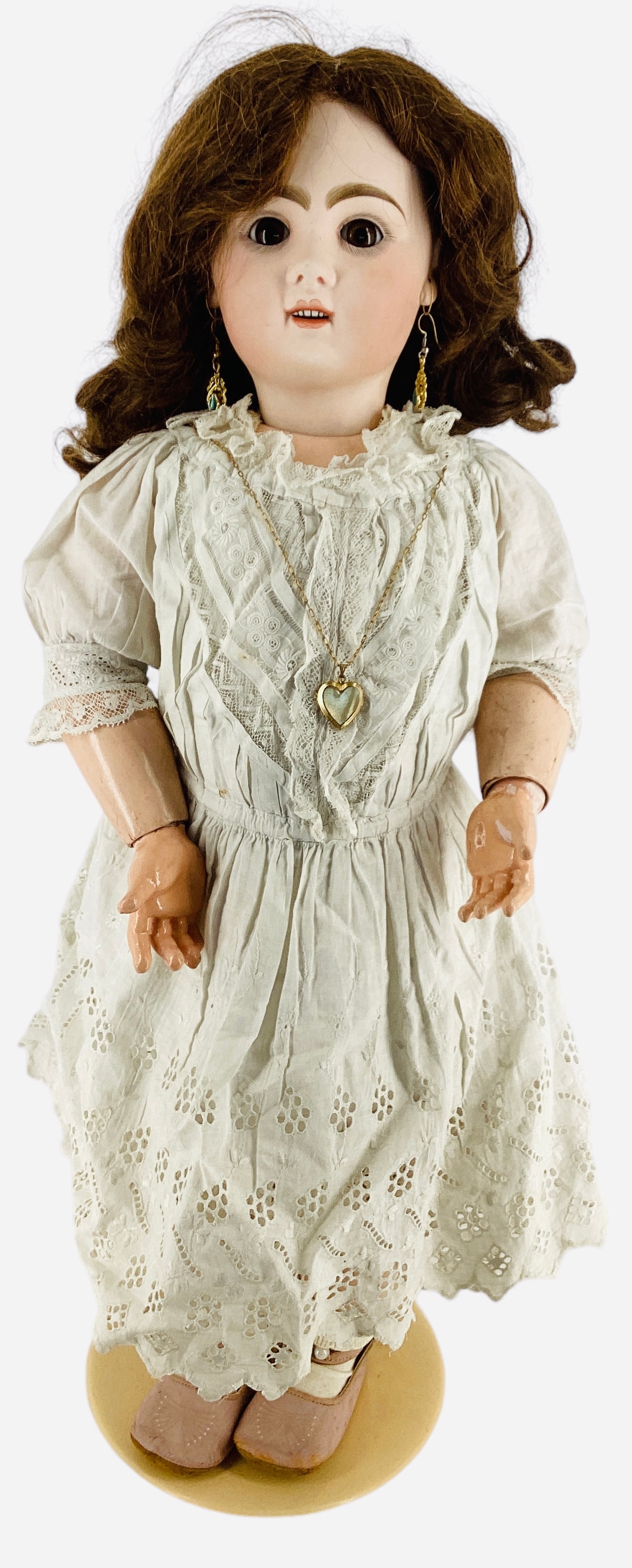 Tete Jumeau bisque socket head girl.: Tete Jumeau bisque socket head girl. 26 1/2" doll with human hair wig, glass sleep eyes, pierced ears, open mouth with upper teeth, on chunky jointed wood and composition body, dressed in antique whit